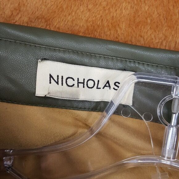 NICHOLAS Jacket Womens Size 6 Green Faux Leather Button Up Shirt ARETHA Shacket - Picture 3 of 12